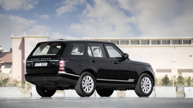 range-rover-supercharged-test-drive-2013_69