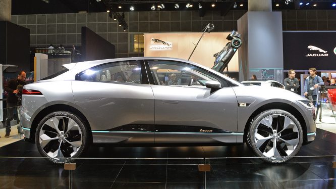 05-jaguar-i-pace-concept-la-1