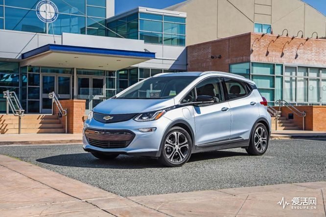 2017-Chevrolet-Bolt