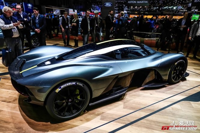 Aston-Martin-Valkyrie-at-Geneva-2017-05