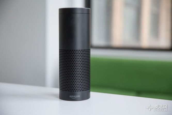 Amazon Echo-1