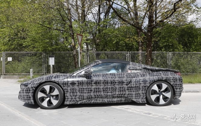 bmw-i8-spyder-close-and-personal-8-1