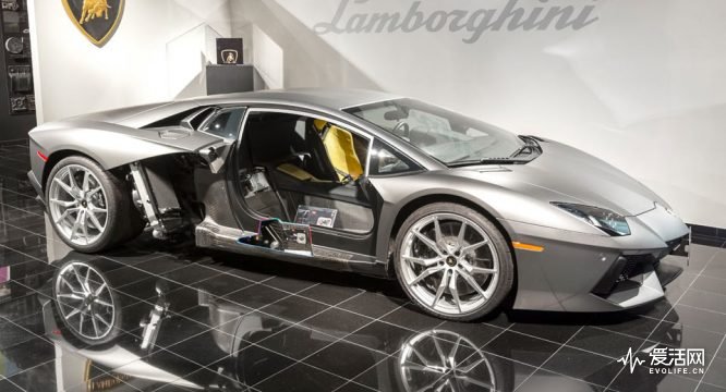 Lamborghini-Carbon-Fiber-Research-7-
