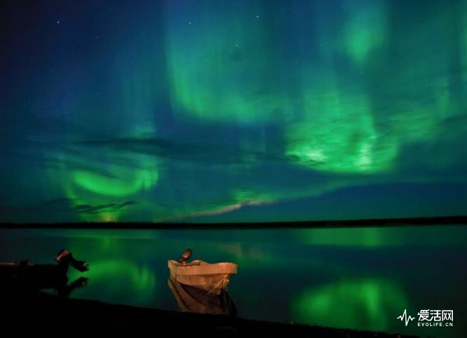 aurora-over-quebec