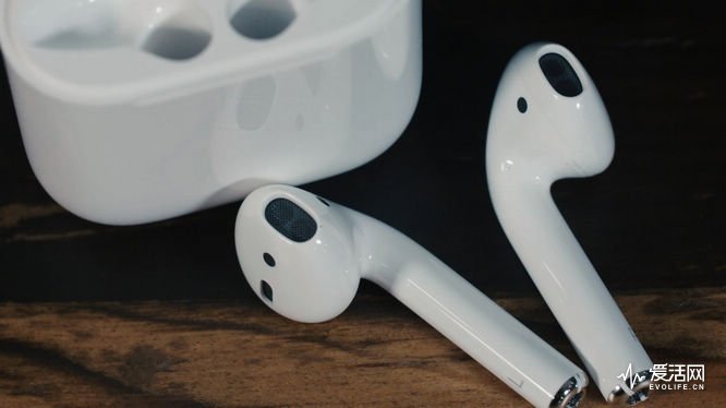 161220185410-airpods-thumbnail-1024x576