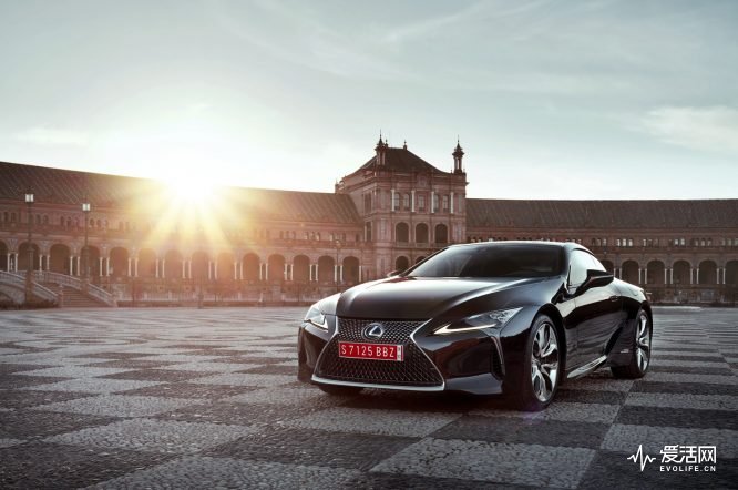 Lexus-LCF-Reports-4