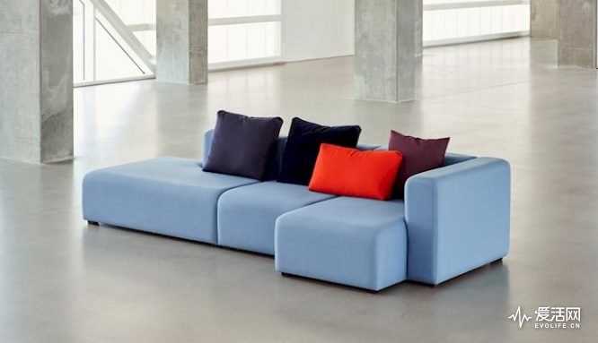 mags-sofa_1390x800_