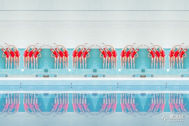 swimmers-maria-svarbova-1