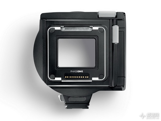 飞思发布xt技术相机 1.5亿像素后背加单镜头套装卖478000元